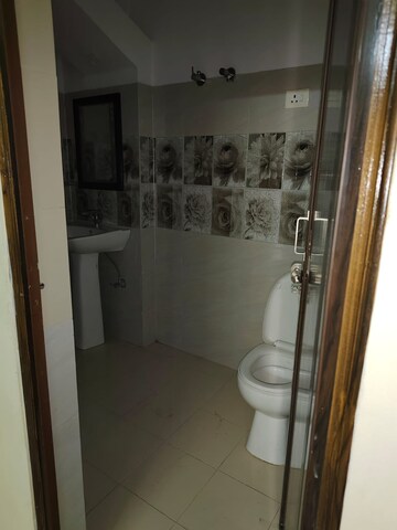 Building Lobby in 2 BHK Independent House at Gomti Nagar – for Rent