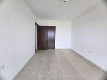 Room in 3 BHK Apartment at Lokhandwala Minerva Mahalaxmi, Mahalaxmi – for Sale