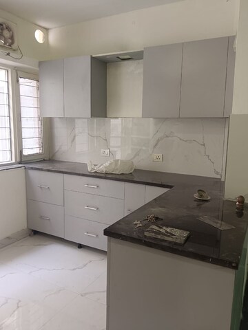 Kitchen in 3 BHK Villa at Sector 50 – for Rent