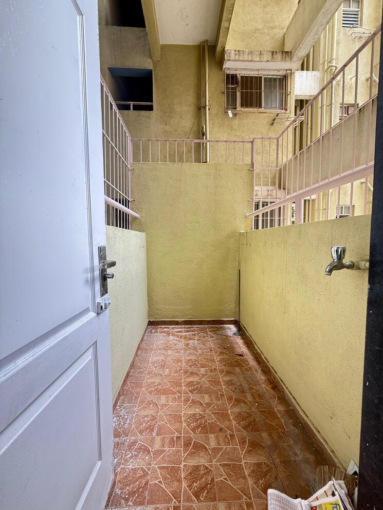 Terrace, yash-wisteria 3 Bedroom 1000 Sq.Ft. Apartment In Wakad Pune 8946945