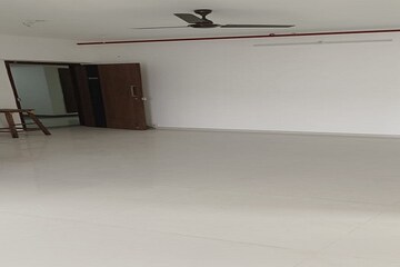 Room in 1 BHK Apartment at Mayfair The View, Vikhroli West – for Sale