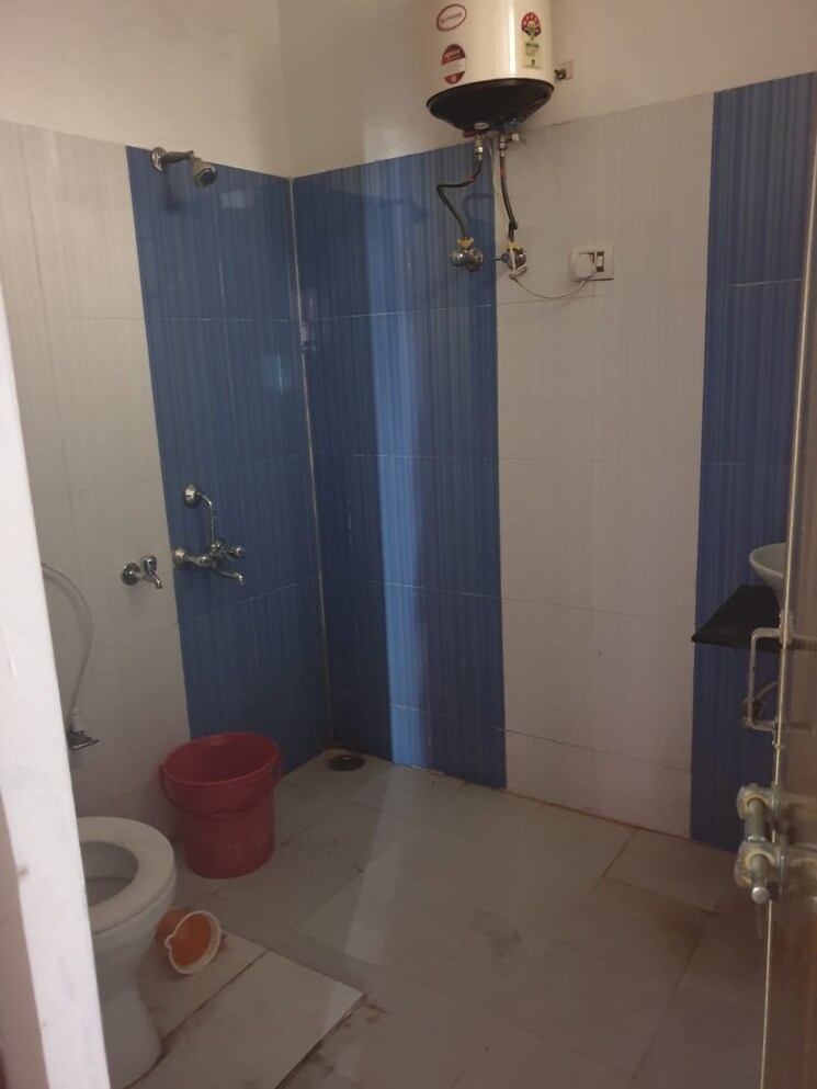 Bathroom, gomti nagar 1 Bedroom 1280 Sq.Ft. Independent House In Gomti Nagar Lucknow 8946991