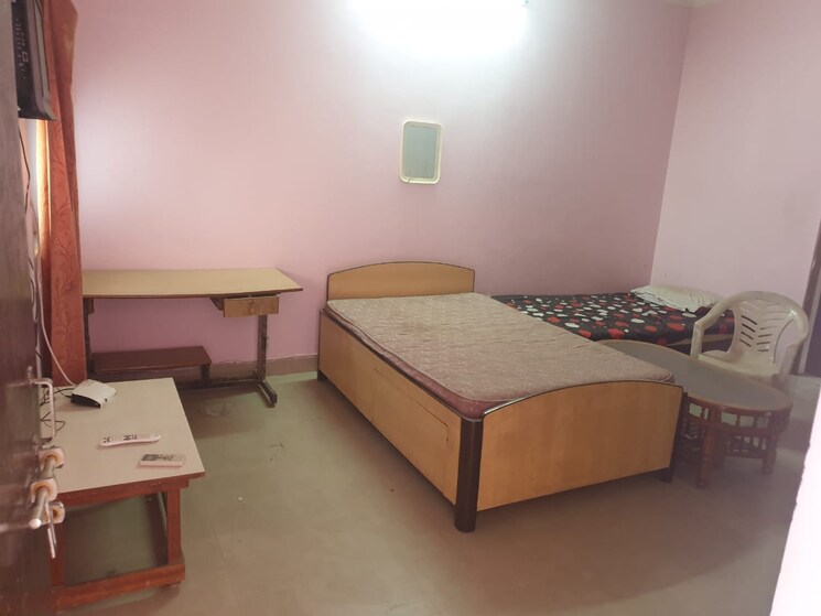 Bedroom, gomti nagar 1 Bedroom 1280 Sq.Ft. Independent House In Gomti Nagar Lucknow 8946991