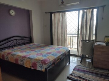 Bedroom in 2 BHK Apartment at Kamanwala Manavsthal, Malad West – for Rent