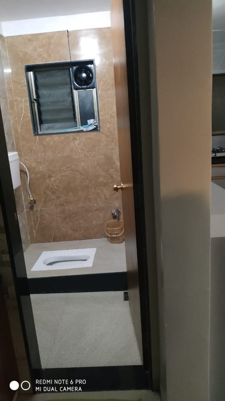 Bathroom, paramount-garden 2 Bedroom 1300 Sq.Ft. Apartment In Katraj Pune 8947158
