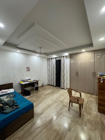 Bedroom in 3 BHK Apartment at Ahinsa Khand 2 – for Rent