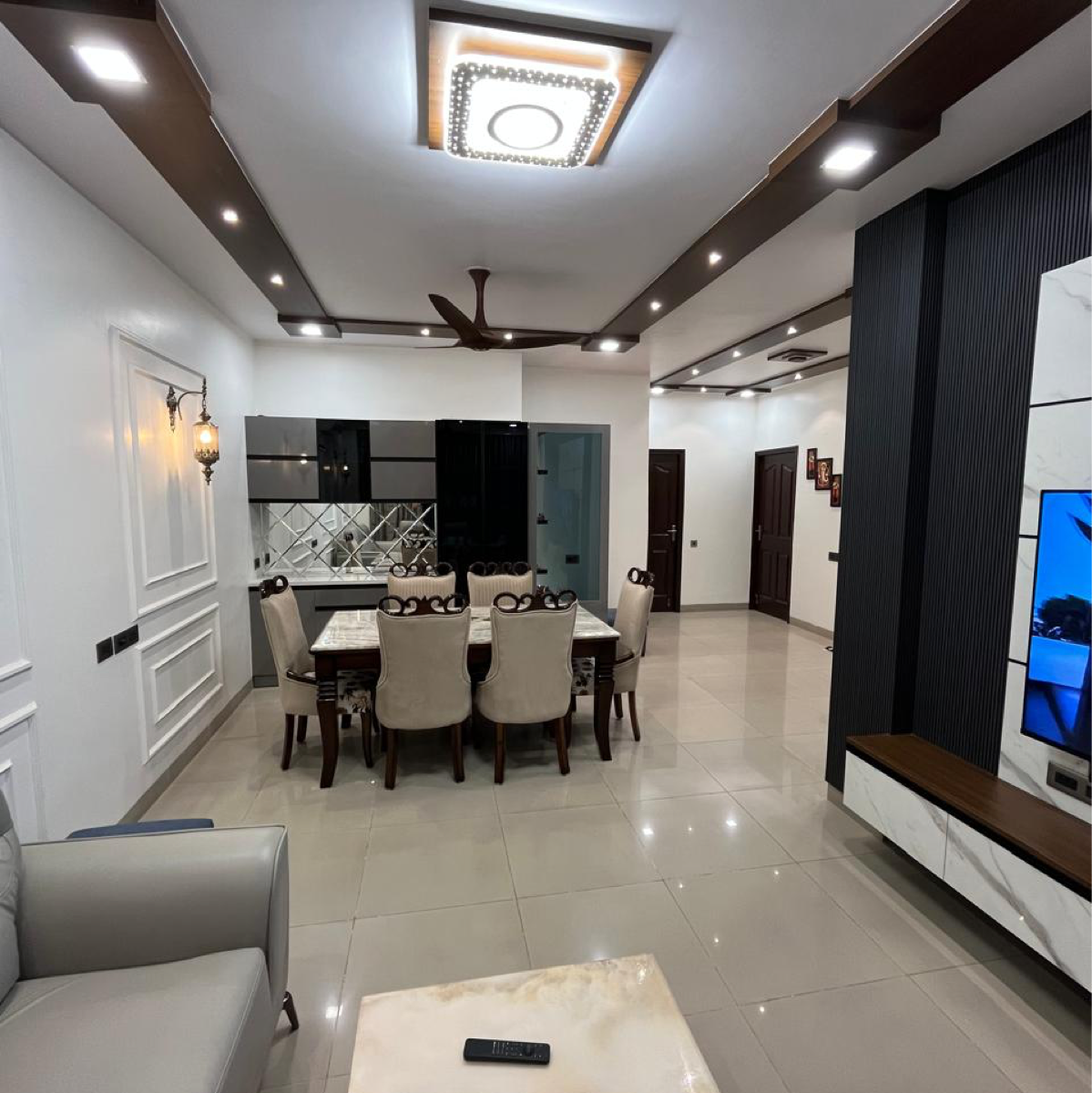 2.5 BHK + Study Room 1285 Sq.Ft. Builder Floor in Wave Floors Premium