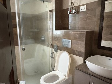 Bathroom in 3 BHK Builder Floor at Unitech Uniworld Resorts-The Residences, Sector 33 – for Rent