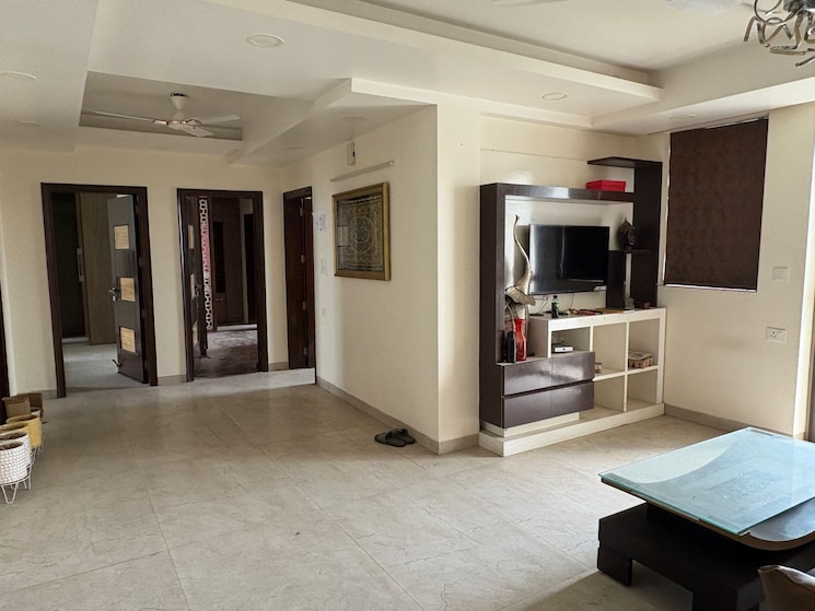 Living Room, unitech-uniworld-resorts-the-residences 3 Bedroom 1550 Sq.Ft. Builder Floor In Sector 33 Gurgaon 8947287