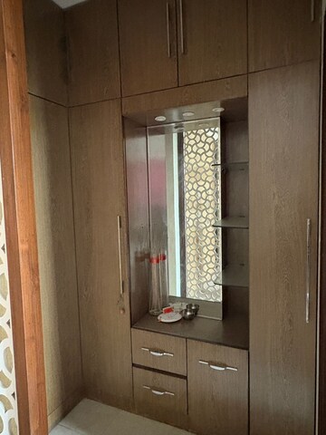Bathroom in 3 BHK Builder Floor at Unitech Uniworld Resorts-The Residences, Sector 33 – for Rent