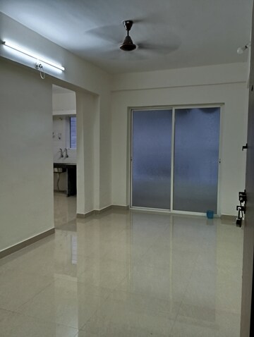 Room in 1 BHK Apartment at Rahul Atul Nagar CHS, Warje – for Rent