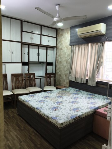 Bedroom in 1 BHK Apartment at Vileparle Prarthana CHS, Vile Parle East – for Rent