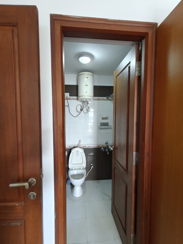 Bathroom in 2 BHK Apartment at Sri Balaji Residency RMV 2nd Stage, Rmv 2nd Stage – for Rent