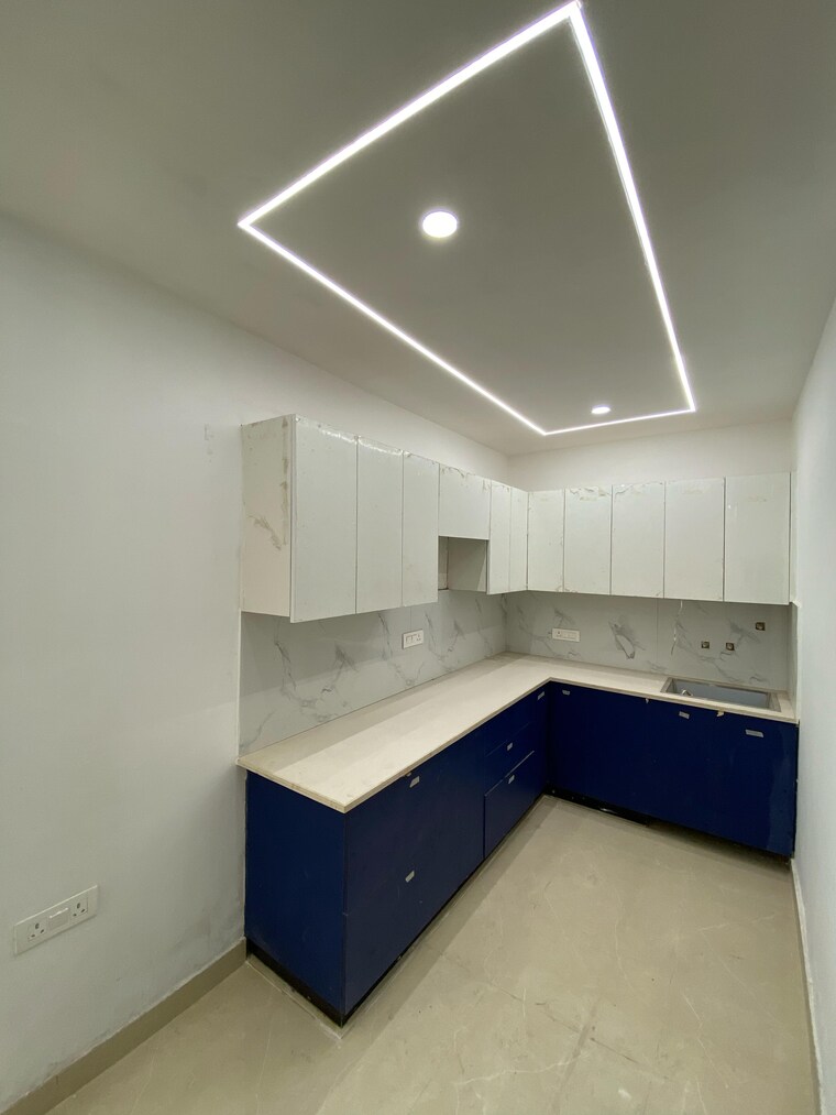 Kitchen, sector 104 3 Bedroom 1500 Sq.Ft. Builder Floor In Sector 104 Noida 8947479