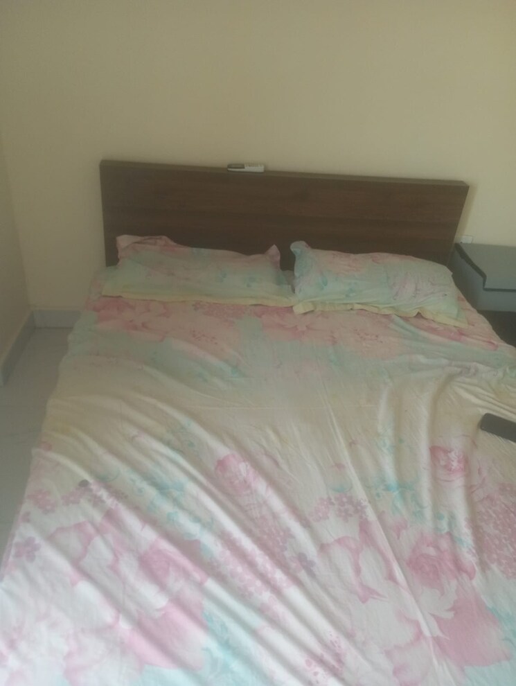 Bedroom, pivotal-paradise 1 Bedroom 361 Sq.Ft. Apartment In Sector 62 Gurgaon 8947496