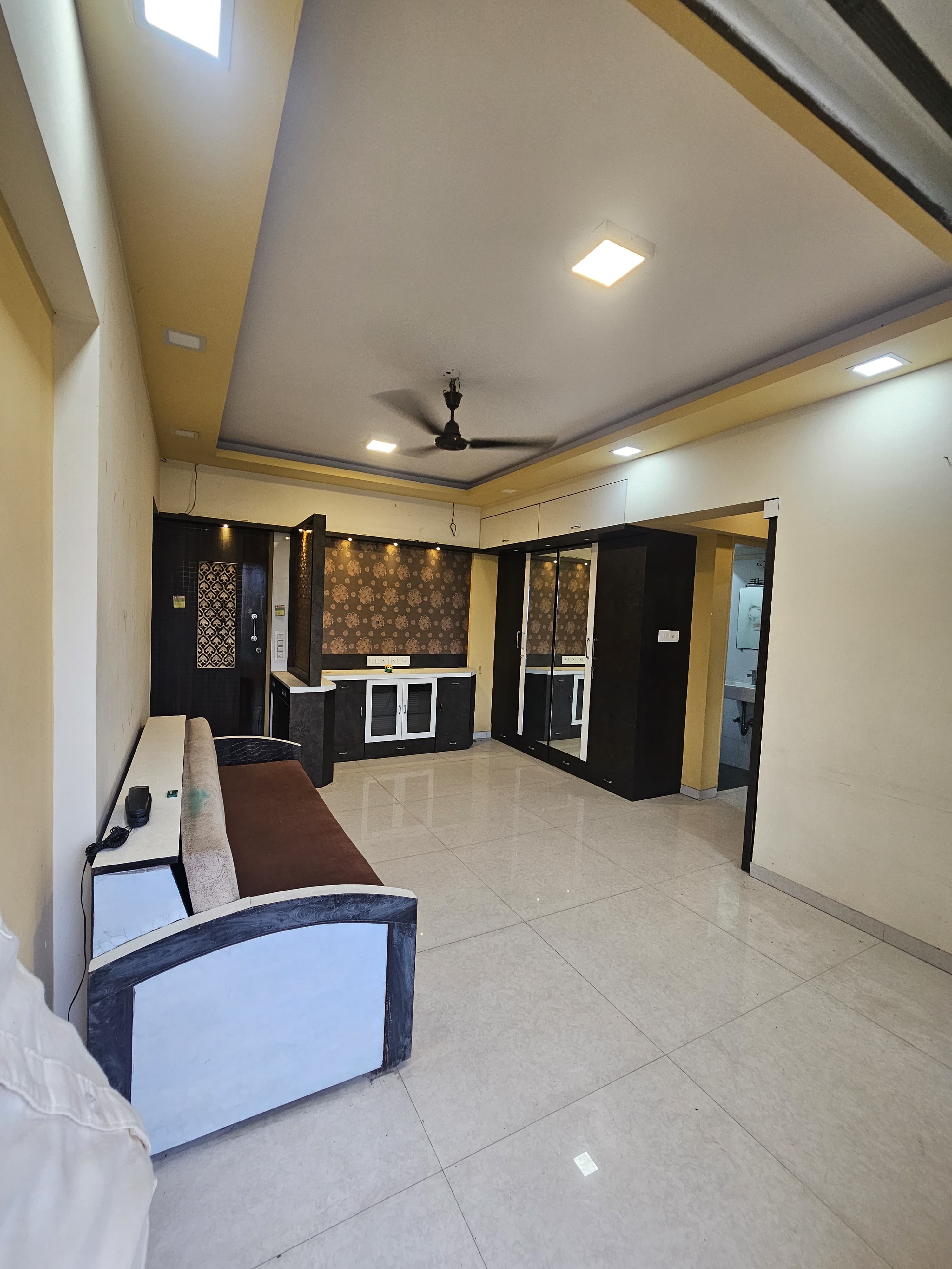 1 BHK Apartment For Sale in Gurukrupa Marina Enclave