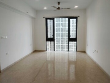 Room in 3 BHK Apartment at Lodha Kiara, Worli – for Sale
