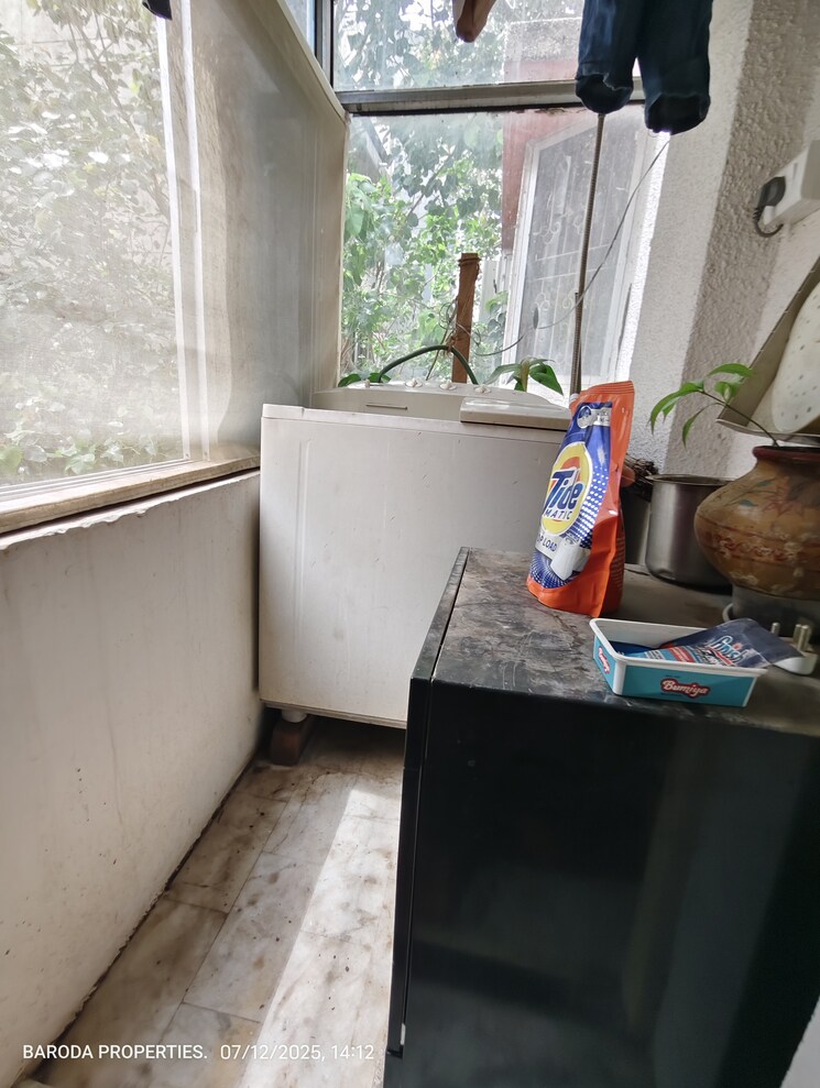 Balcony, race course 4 Bedroom 1500 Sq.Ft. Apartment In Race Course Vadodara 8947529