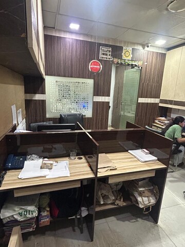  Office Space For Rent in Laxmi Nagar
