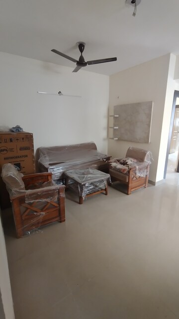 Living Room in 2 BHK Apartment at Logix Blossom Zest, Sector 143 – for Rent