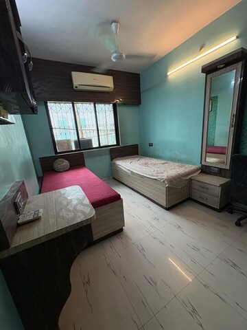 Bedroom in 2 BHK Apartment at Thane West – for Rent