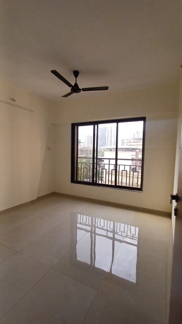 Bedroom in 3 BHK Apartment at Ojass Awantika CHS, Naupada – for Rent