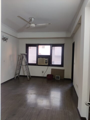 Room in 4 BHK Builder Floor at Boutique Residential Apartments A 3 2, Vasant Vihar – for Rent
