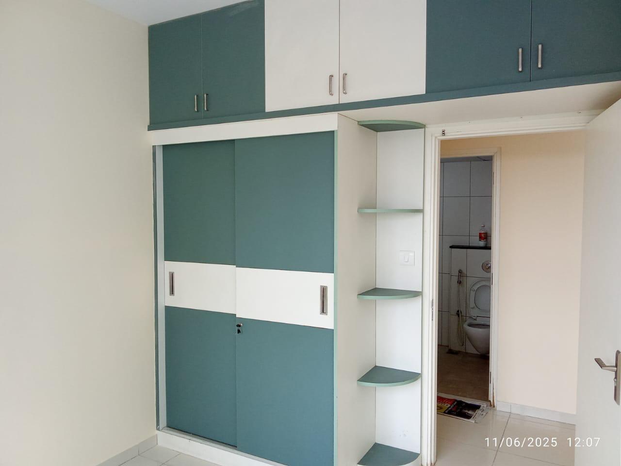 2.5 BHK Apartment For Rent in Godrej Aqua