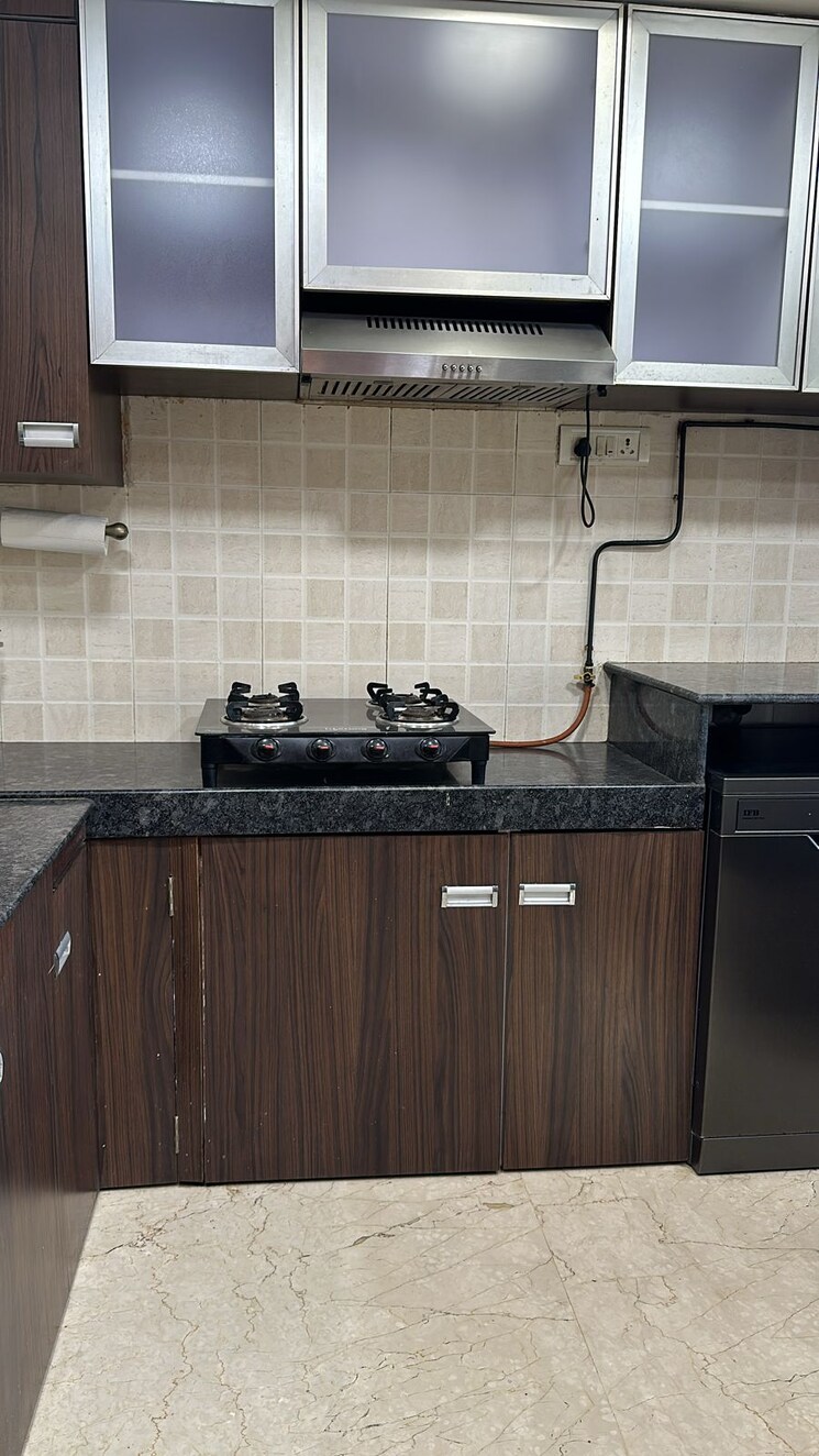 Kitchen, andheri west 4 Bedroom 1500 Sq.Ft. Apartment In Andheri West Mumbai 8947725