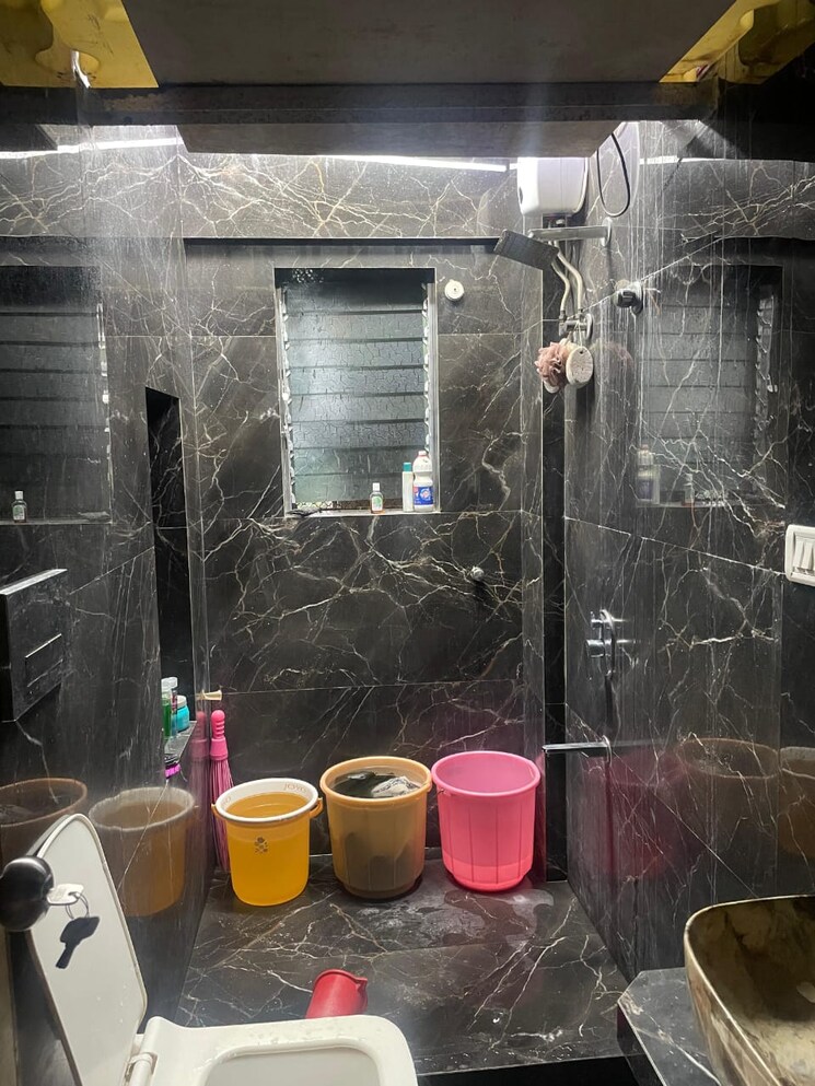 Master Bedroom, andheri west 2.5 Bedroom 800 Sq.Ft. Apartment In Andheri West Mumbai 8947734