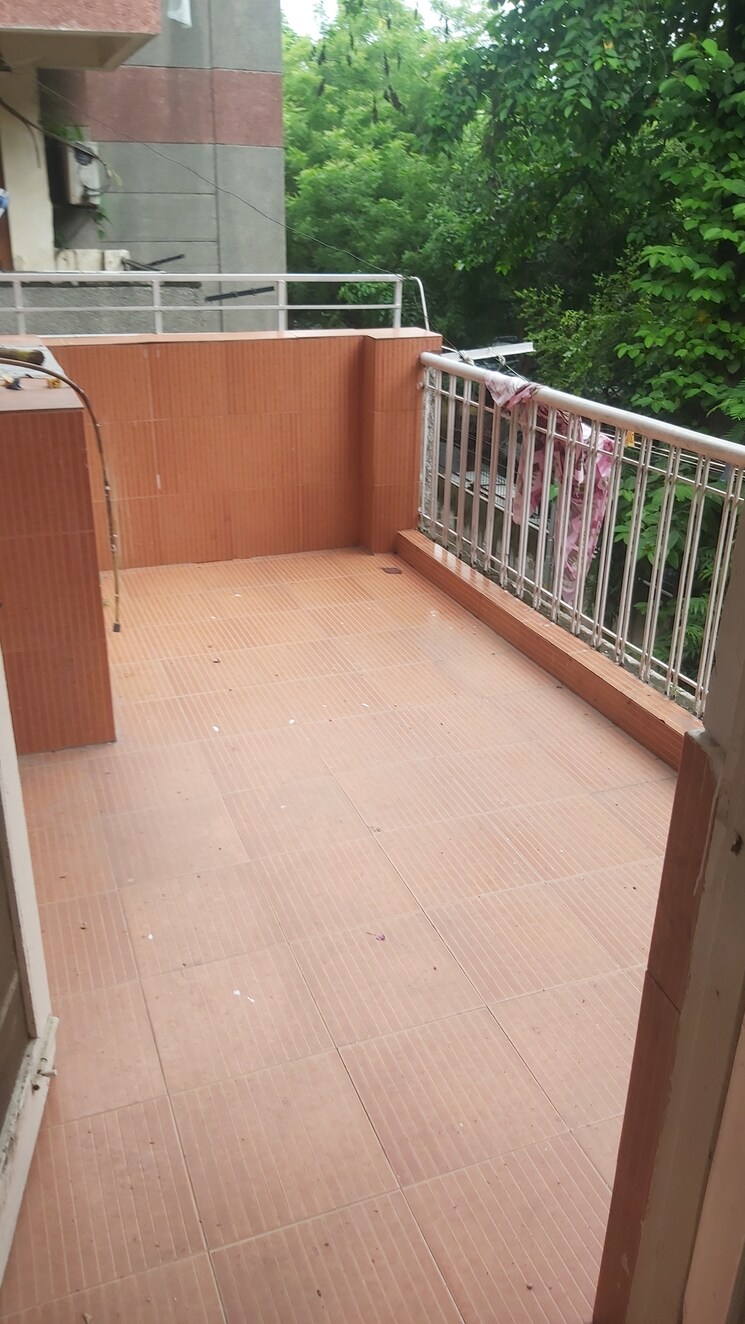 Exterior View, mayur vihar 2.5 Bedroom 1050 Sq.Ft. Apartment In Mayur Vihar Delhi 8947752