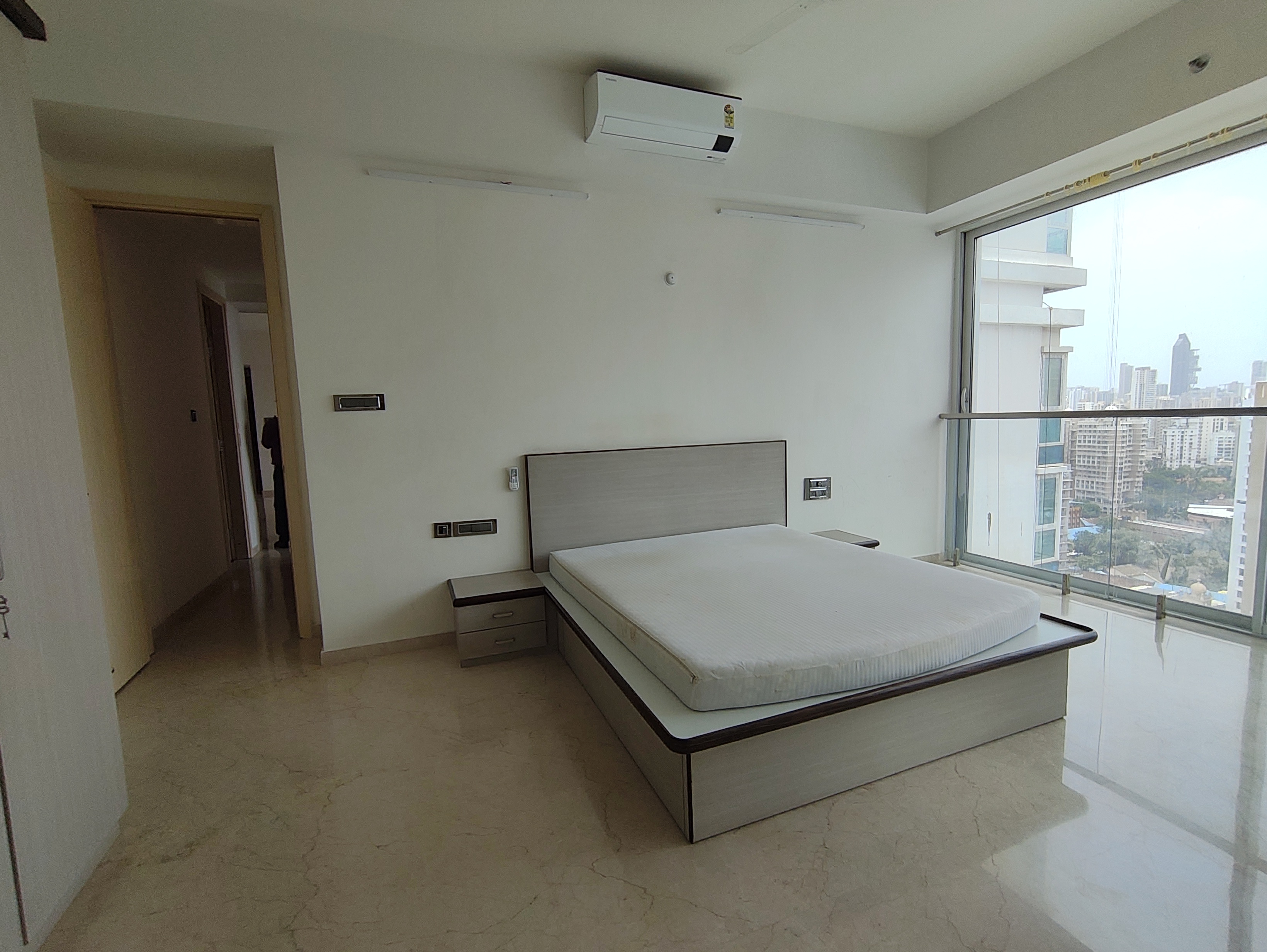3 BHK + Pooja Room Apartment For Rent in Lodha Azzuro
