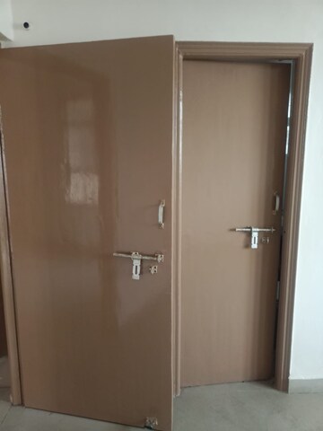 Furnished Amenities in 2 BHK Apartment at SRS Residency, Sector 88 – for Sale