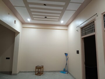 Room in 2 BHK Independent House at Gomti Nagar – for Rent
