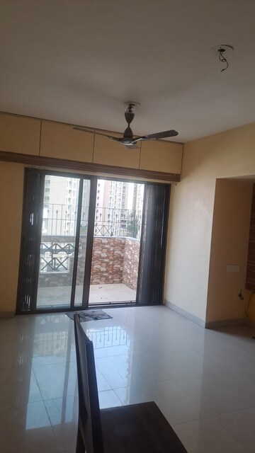 Room in 2 BHK Apartment at Valley Towers Annex, Manpada – for Rent