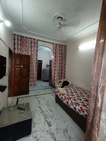 Bedroom in 2 BHK Apartment at Unitech Fresco, Sector 50 – for Rent