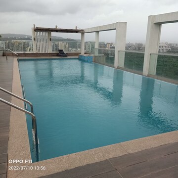Swimming Pool in 3.5 BHK Apartment at Akshar Shreeji Heights, Seawoods – for Rent