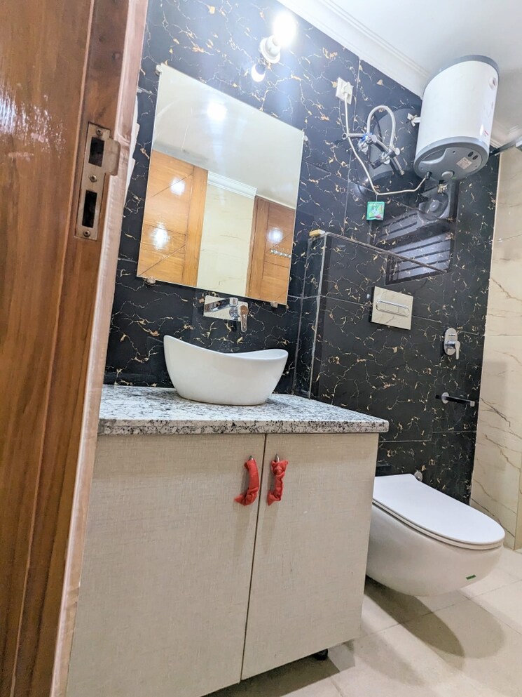 Master Bedroom, vipul-world-plots 3 Bedroom 2150 Sq.Ft. Builder Floor In Sector 48 Gurgaon 8947846