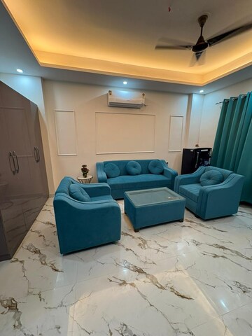 Master Bedroom in 1.5 BHK Builder Floor at Sector 42 – for Rent