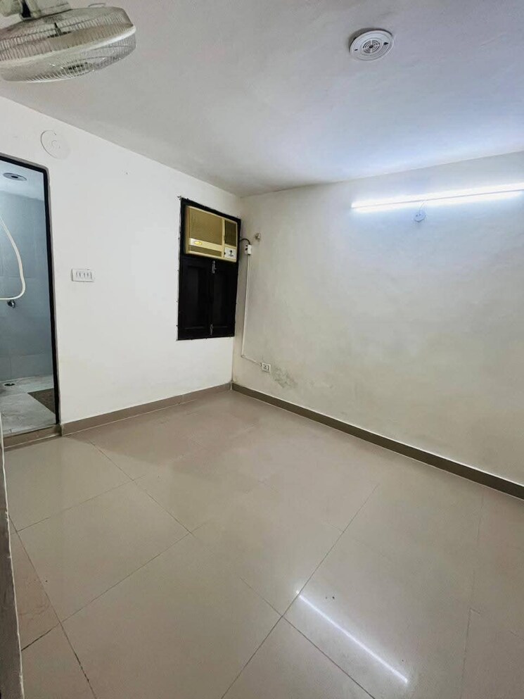 Room, himgiri-enclave 2 Bedroom 450 Sq.Ft. Builder Floor In Burari Delhi 8947851