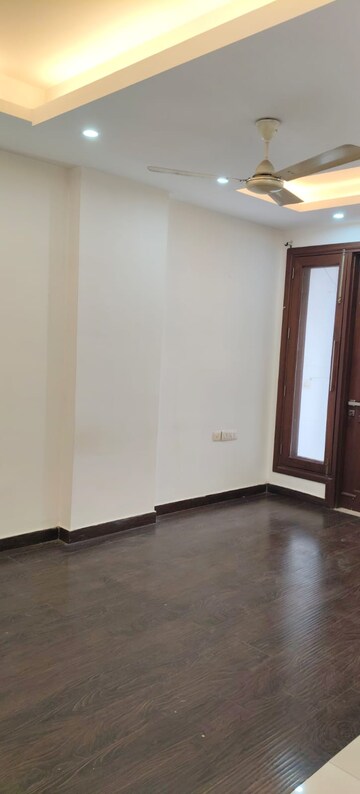 Room in 3 BHK Builder Floor at Pragya Kunj  Apartments, Greater Kailash I – for Rent