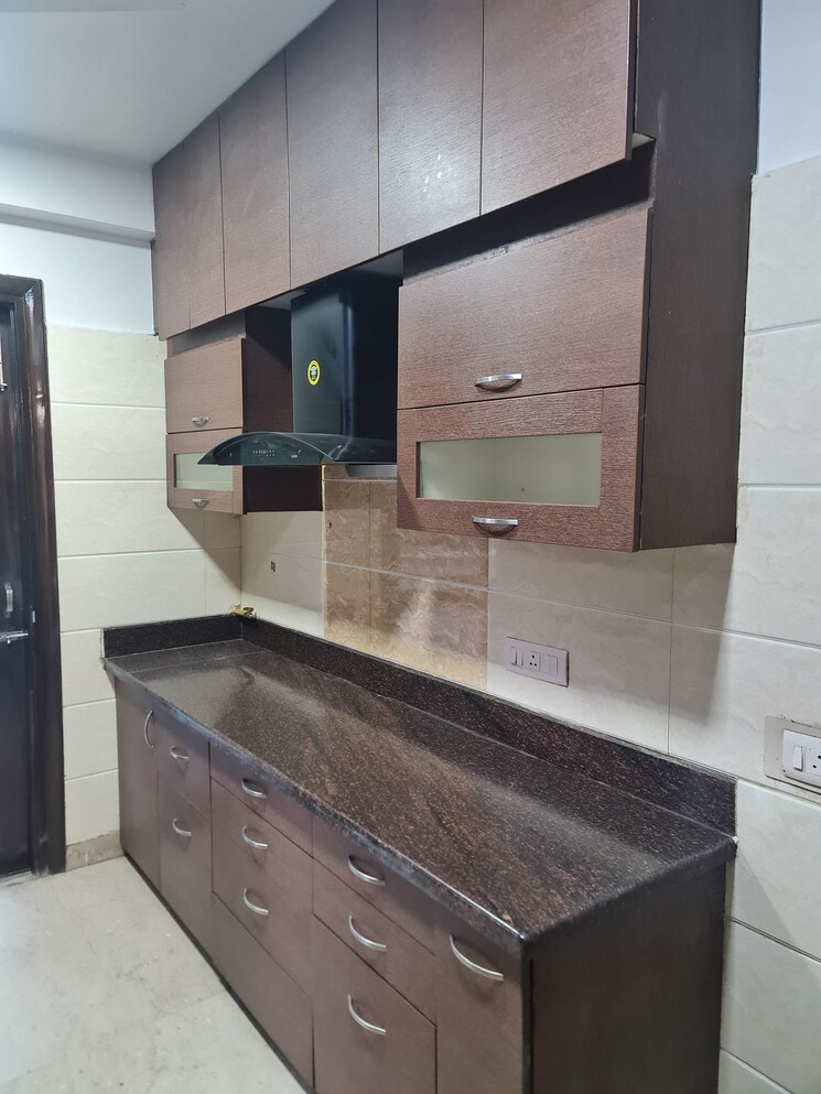 Kitchen, boutique-residential-apartment 3 Bedroom 160 Sq.Yd. Builder Floor In Greater Kailash I Delhi 8947888