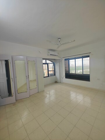 Room in 3 BHK Apartment at Sagar Darshan Towers, Nerul – for Rent