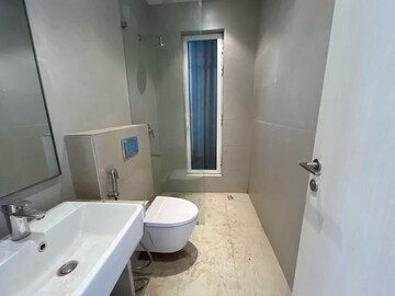 Bathroom in 3 BHK Apartment at Indiabulls Sky Forest, Lower Parel – for Sale