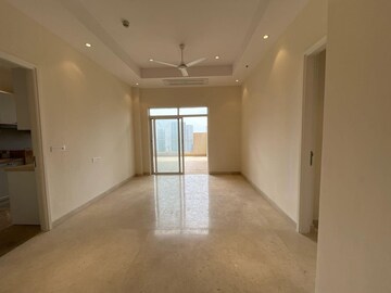 Room in 3 BHK Apartment at Indiabulls Sky Forest, Lower Parel – for Sale