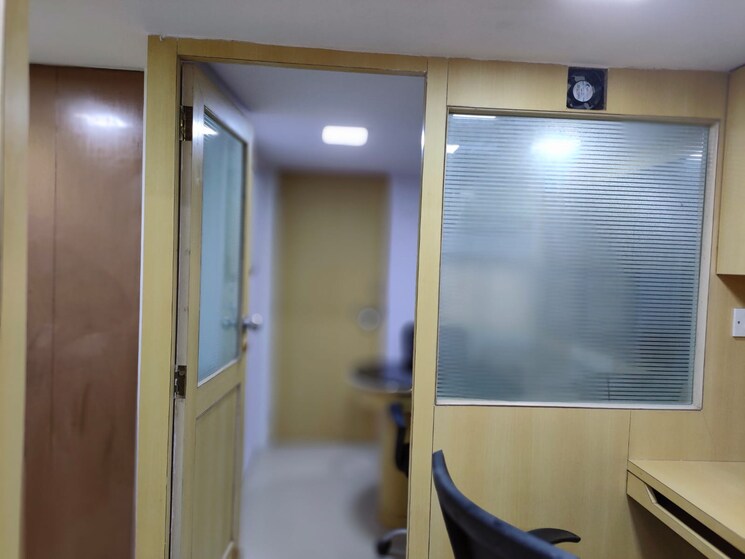 Team Area, andheri west Commercial Office Space 600 Sq.Ft. In Andheri West Mumbai 8947921