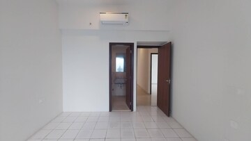 Room in 3 BHK Apartment at Piramal Mahalaxmi, Mahalaxmi – for Sale