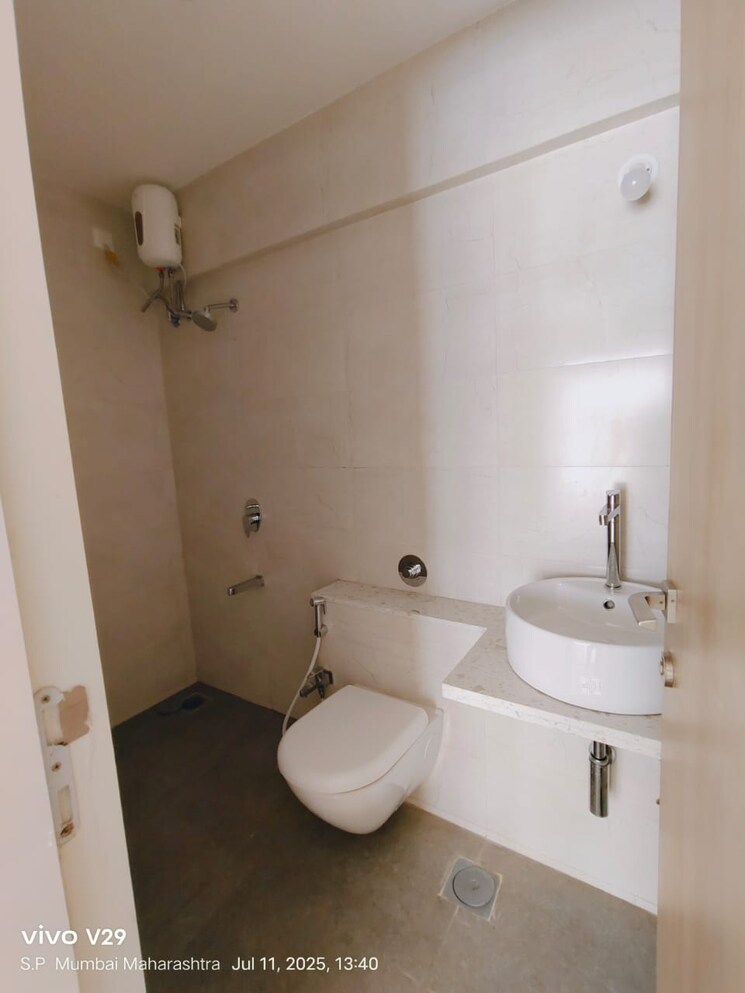 Bathroom, sugee-atharva 2 Bedroom 470 Sq.Ft. Apartment In Prabhadevi Mumbai 8947938
