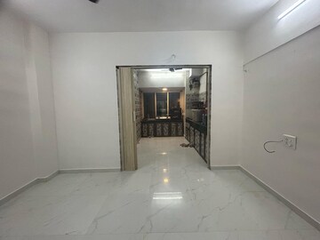 Room in 2 BHK Apartment at Je And Vee Saidham, Dindoshi – for Rent