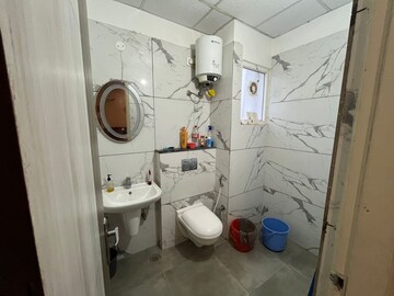 Bathroom in 3 BHK Apartment at Highland Park Chandigarh, Bhabat – for Rent